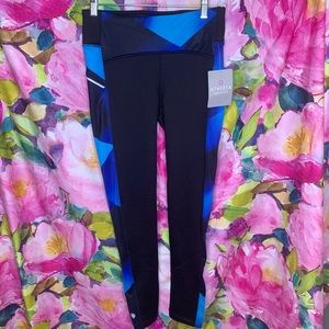 NWT Athleta Magnetic Powerlift Tight Small